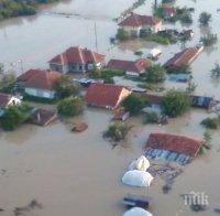 27 души загинаха при наводнения в Китай 