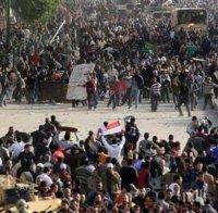 Над 60 хил. пакистанци излязоха на антиправителствен протест 