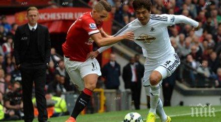 сензация манчестър юнайтед загуби суонзи дебюта луис ван гаал