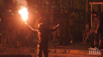 собственици магазини въоръжават против мародери