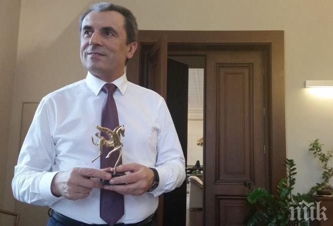 Орешарски цъфна във „Фейсбук”, коментира енергийната тема