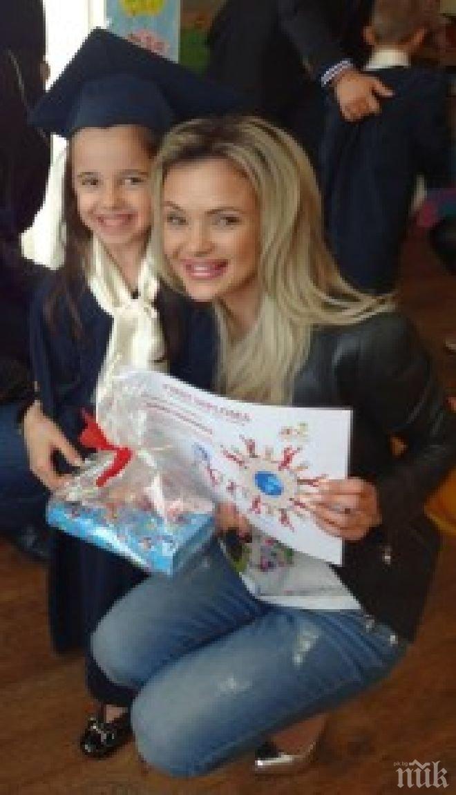 Професионалистка! Мария изсмука 7 бона от Гущеров за рождения ден на щерка си
