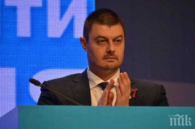 България без цензура: Слугата на Борисов и Пеевски Яне Янев не успя да изпълни заръките на господарите си