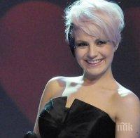 Поли Генова пак втрещи феновете си с нова визия (снимка)