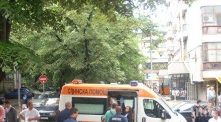 ударен главата лопата мъж бере душа плевенската болница