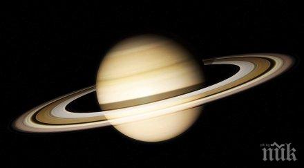 прах разкри древни пръстените сатурн