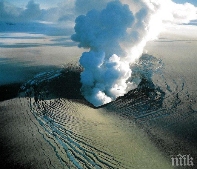 Исландия повиши равнището на риск от изригване на вулкан