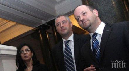 кънев лукарски поднесат цветя жертвите комунизма варна