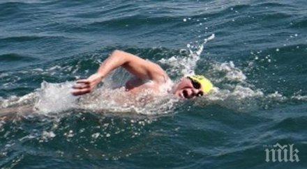 годишен австралиец преплува ламанша