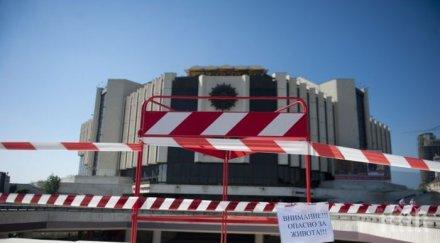 започва обновяването района около ндк