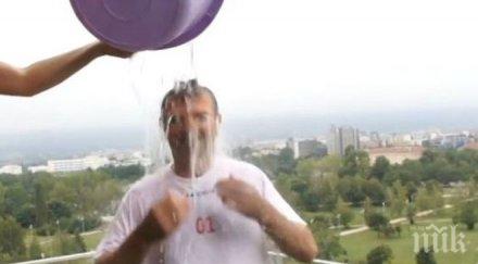 стойчо младенов отговори леденото предизвикателство божинов видео