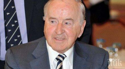 почина бившият премиер ирландия албърт рейнолдс