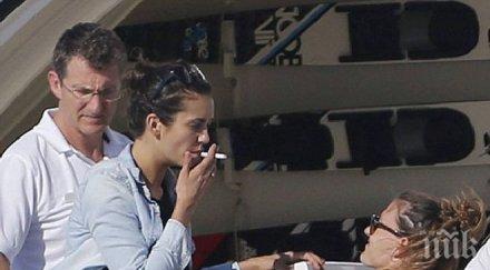 нина добрев пафка яхта снимки