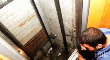 скрити убийци 1000 техници поддържат асансьори нелегално страната