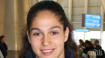 изабелла шиникова отпадна първия кръг турнир италия