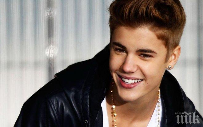 Джъстин Бийбър си обръсна рехавите мустаци (снимка)