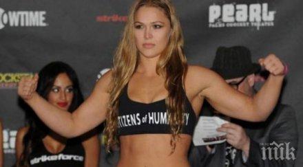 суперкрасавица ступва слай шварценегер снимка