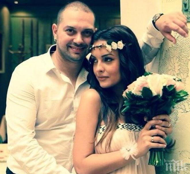 Бременната жена на Борис Солтарийски лъсна гола (снимка)