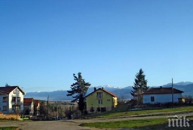 Едва 20 души са постоянните жители на село Сребриново
