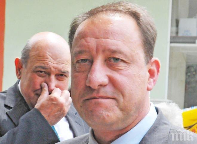 Ангел Найденов: Близнашки вкарва ГЕРБ през официалния вход на властта! Това е Костинбродски синдром