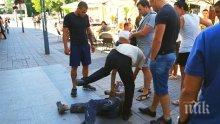 Сервитьор спипа крадец в центъра на Бургас