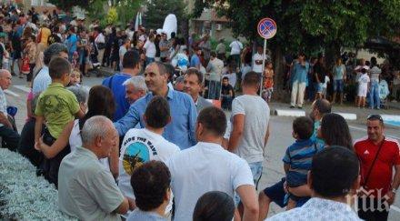 цветанов герб управлява върнат българите германия