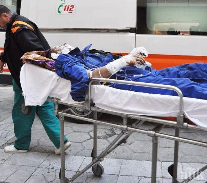 Двама мъже с тежки изгаряния след токов удар