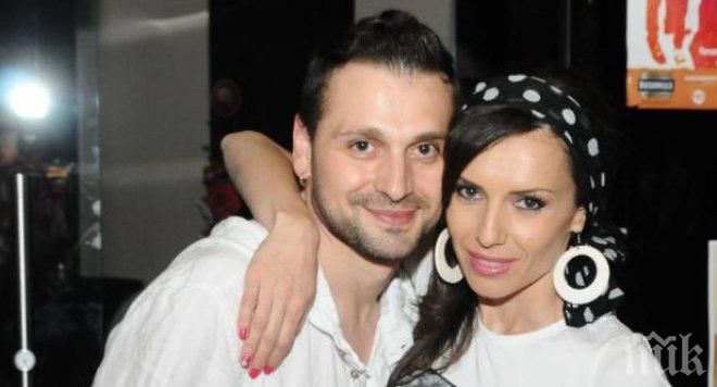 Косъма и Нели се ожениха на плажа: Вече сме семейство Сано (снимки)