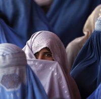 СТРАХ: Британските специални сили офейкали от талибаните в Кабул преоблечени като жени