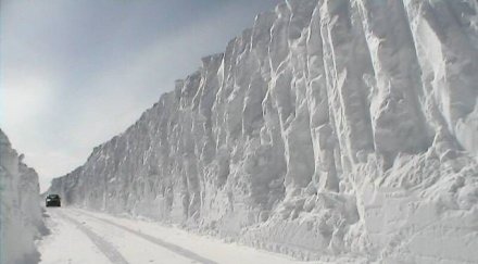снегът дойде чака леден