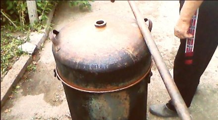 данъчните нападат домашната ракийка