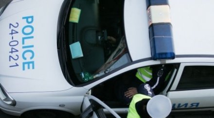 арестуваха близнаци обирали къщи около своге