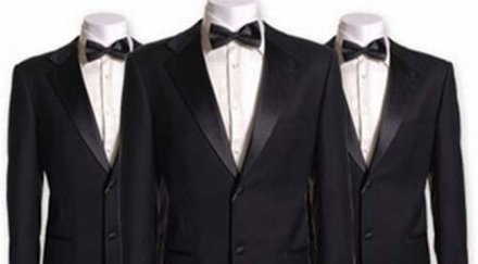 непълнолетни задигат дрехи