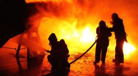 две баби загинаха пожар