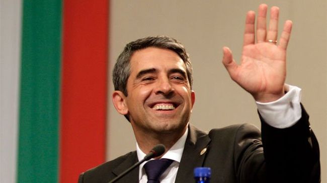 Президентът не иска повече права за себе си