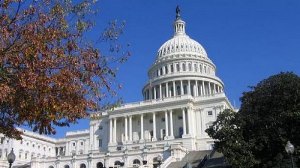 Сенатът в САЩ гласува нови мерки срещу Иран 