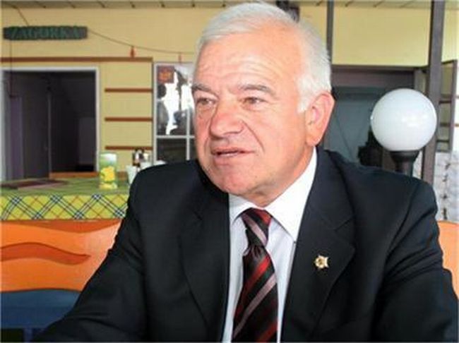 След катастрофата Радион Попов размахвал карта, фукал се с познати