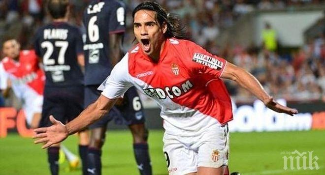 Ван Гаал мина Мадрид и “Барса” по харчове