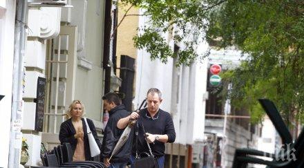 фенки преследват михаил билалов софия актьорът шашка стил папарашки снимки