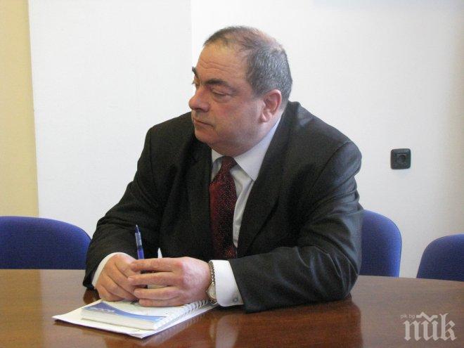 Скандално! Офицер от ДС и кадър на Виденов оглави пристанище Бургас. БСП контролира града в синхрон с чугунения комунист Близнашки