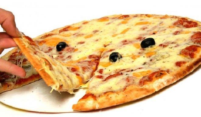 Днес е световният ден на пицата със сирене

