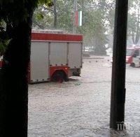 Кошмар! Официално: Две са вече жертвите от наводненията в Бургас (обновена)