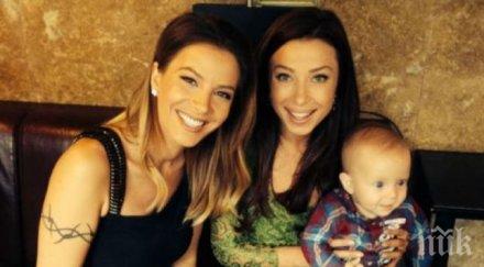 весела топузакова стана брюнетка снимка