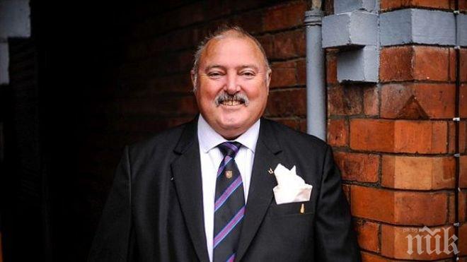 Храбър пенсионер направи на пух и прах биячи с щанги (снимки + видео)