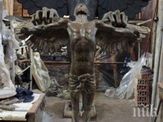 хит хасково паметник завистта снимка