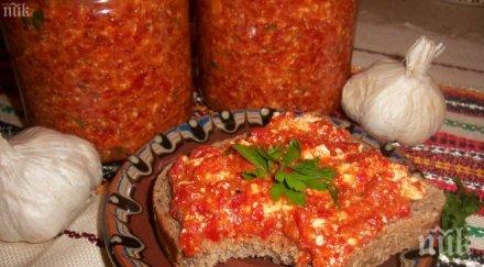 чушките лютеницата пълни вода