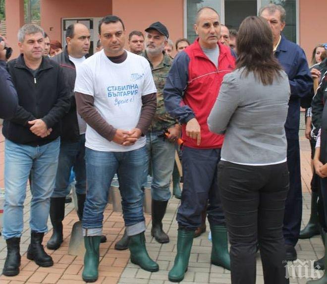 Цветанов пред ПИК: Политика не се прави с чували с картофи, а с ясни управленски идеи! В момента е най-важно да помогнем на хората!