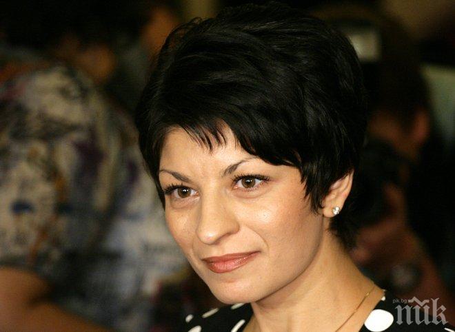 Десислава Атанасова пред ПИК: Тези, които обвиняват ГЕРБ в пиар ход, да видят просълзените хора и разрушените им къщи!