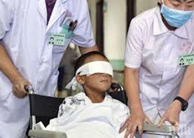 Ужас! Майка избоде очите на 5-годишния си син!