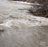 Язовирът край Берковица прелива, нямало опасност за населението